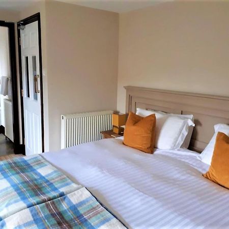 Corsewall Arms Guest House 斯特兰拉尔 外观 照片