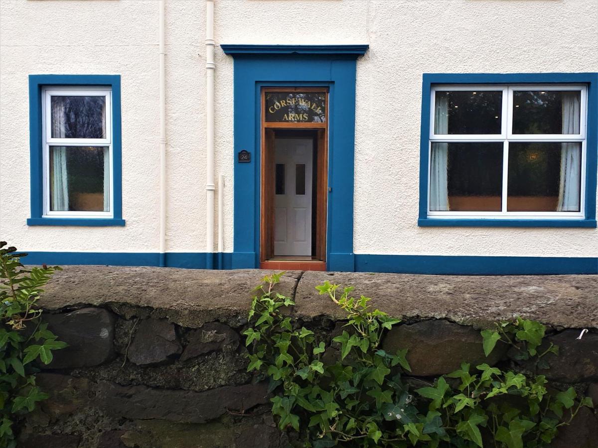 Corsewall Arms Guest House 斯特兰拉尔 外观 照片