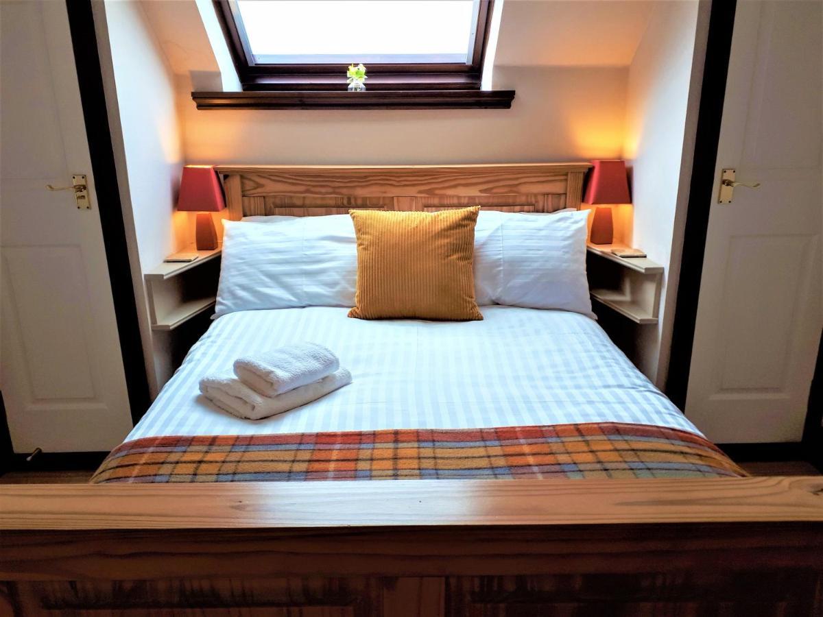 Corsewall Arms Guest House 斯特兰拉尔 外观 照片