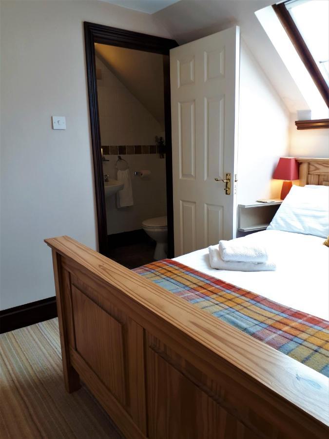 Corsewall Arms Guest House 斯特兰拉尔 外观 照片