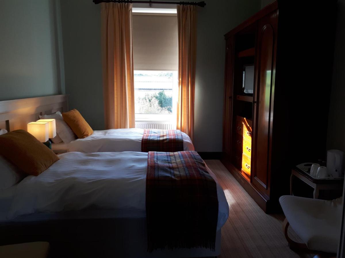 Corsewall Arms Guest House 斯特兰拉尔 外观 照片